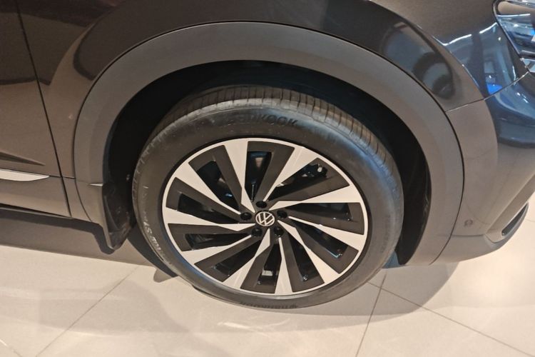 Used Volkswagen Talagon 2026 Model 450TSI Four-Wheel Drive Supreme 6-Seater Right Front Wheel Hub
