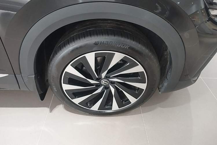 Used Volkswagen Talagon 2026 Model 450TSI Four-Wheel Drive Supreme 6-Seater Right Front Wheel Hub