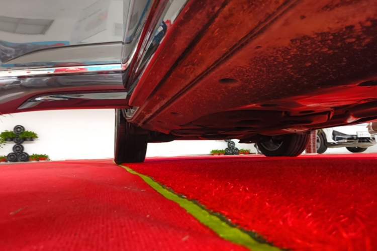 Used Volkswagen Talagon 2026 Model 450TSI Four-Wheel Drive Flagship 7-Seater Right Side Sill