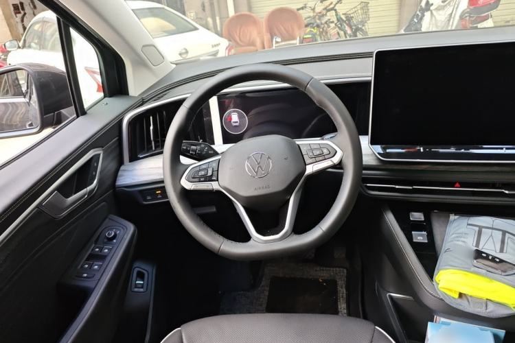 Used Volkswagen Talagon 2026 Model 450TSI Four-Wheel Drive Supreme 6-Seater Steering Wheel