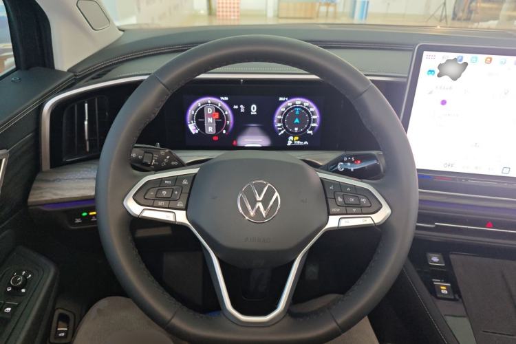 Used Volkswagen Talagon 2026 Model 450TSI Four-Wheel Drive Supreme 6-Seater Steering Wheel