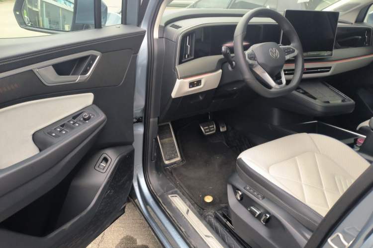Used Volkswagen Talagon 2026 Model 450TSI Four-Wheel Drive Flagship 6-Seater Driver Seat
