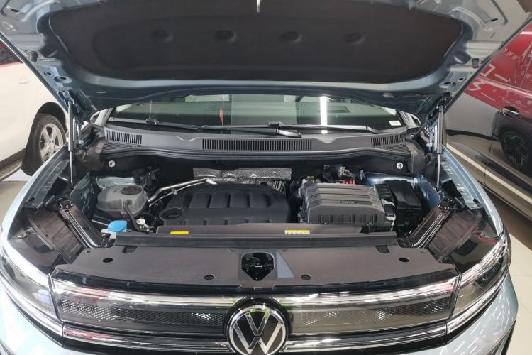 Used Volkswagen Talagon 2026 Model 450TSI Four-Wheel Drive Flagship 6-Seater Engine Bay