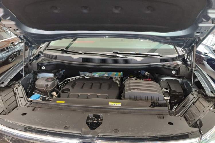 Used Volkswagen Talagon 2026 Model 450TSI Four-Wheel Drive Flagship 6-Seater Engine Bay