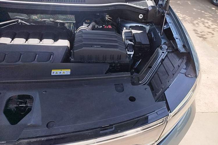 Used Volkswagen Talagon 2026 Model 450TSI Four-Wheel Drive Flagship 6-Seater Engine Bay Left