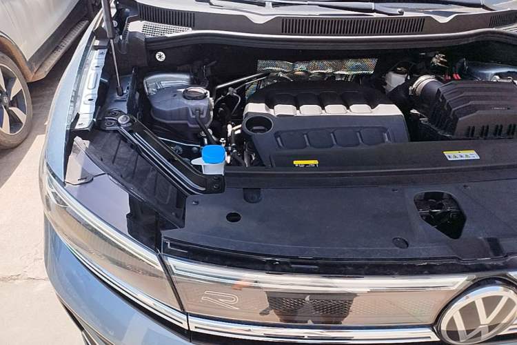 Used Volkswagen Talagon 2026 Model 450TSI Four-Wheel Drive Flagship 6-Seater Engine Bay Right