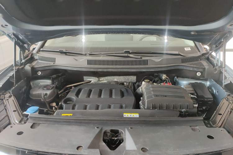 Used Volkswagen Talagon 2026 Model 450TSI Four-Wheel Drive Flagship 6-Seater Engine Bay