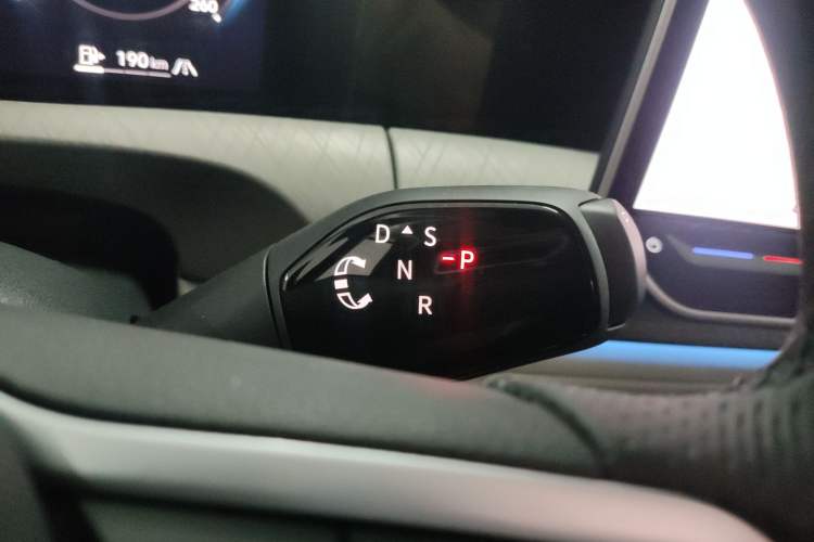 Used Volkswagen Talagon 2026 Model 450TSI Four-Wheel Drive Flagship 6-Seater Gear Lever