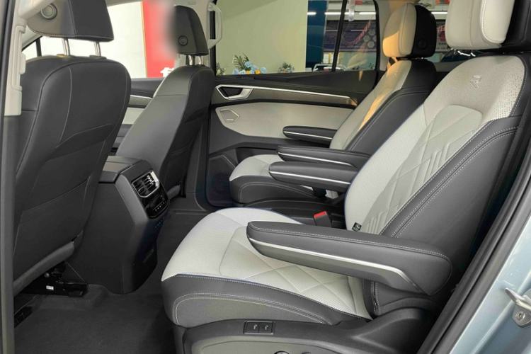 Used Volkswagen Talagon 2026 Model 450TSI Four-Wheel Drive Flagship 6-Seater Interior 3