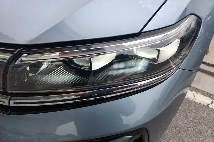 Used Volkswagen Talagon 2026 Model 450TSI Four-Wheel Drive Flagship 6-Seater Left Front Headlight