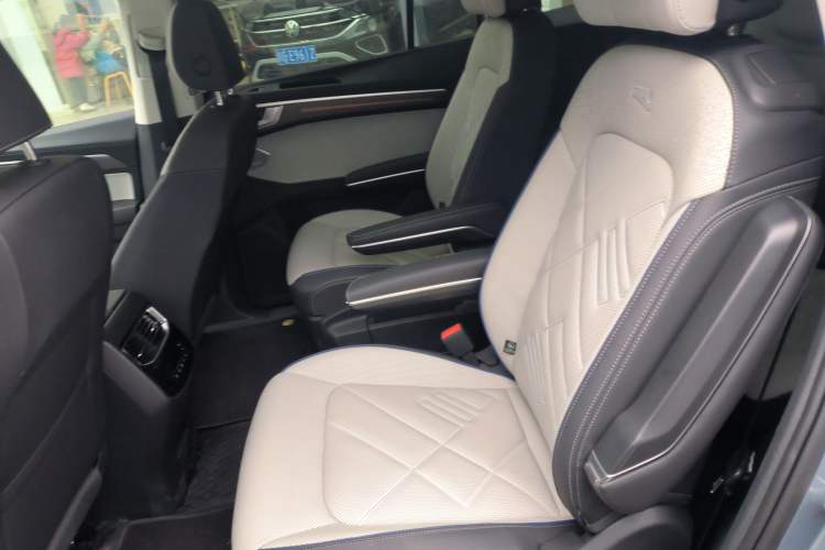 Used Volkswagen Talagon 2026 Model 450TSI Four-Wheel Drive Flagship 6-Seater Left Rear Seat