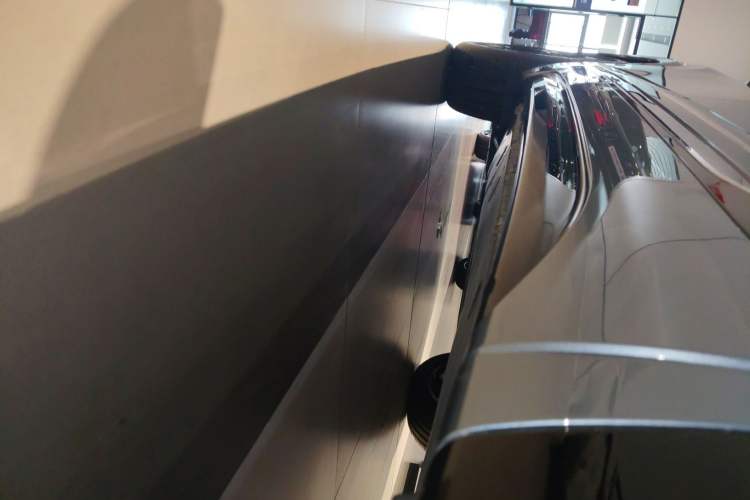 Used Volkswagen Talagon 2026 Model 450TSI Four-Wheel Drive Flagship 6-Seater Right Side Sill