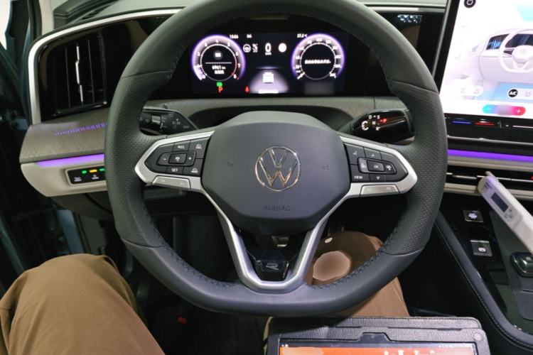 Used Volkswagen Talagon 2026 Model 450TSI Four-Wheel Drive Flagship 6-Seater Steering Wheel