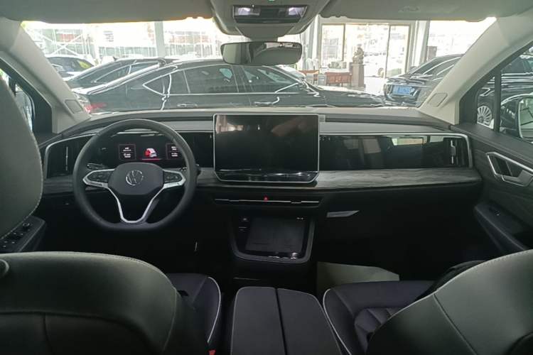 Used Volkswagen Talagon 2026 Model 450TSI Four-Wheel Drive Supreme 7-Seater Center Console