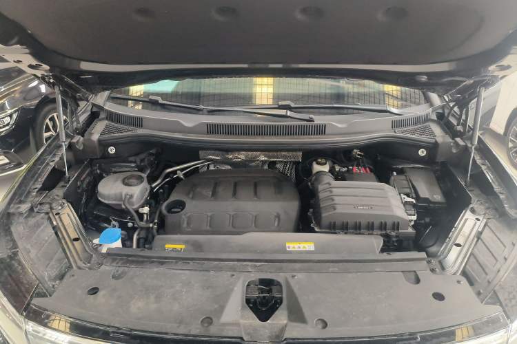 Used Volkswagen Talagon 2026 Model 450TSI Four-Wheel Drive Flagship 7-Seater Engine Bay