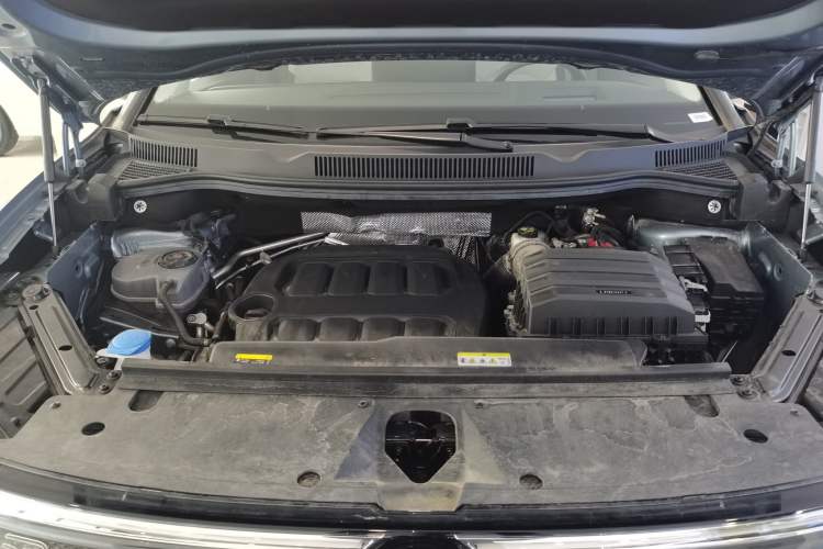 Used Volkswagen Talagon 2026 Model 450TSI Four-Wheel Drive Flagship 6-Seater Engine Bay