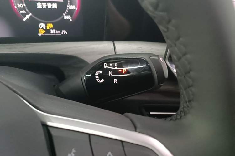Used Volkswagen Talagon 2026 Model 450TSI Four-Wheel Drive Supreme 7-Seater Gear Lever