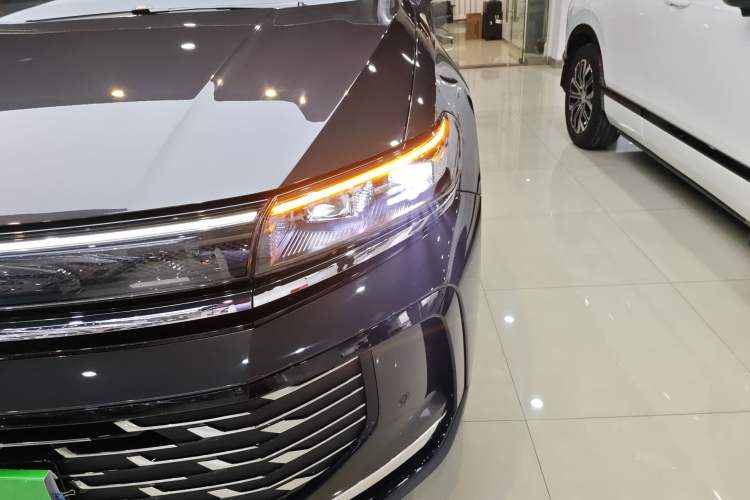 Used Volkswagen Talagon 2026 Model 450TSI Four-Wheel Drive Supreme 6-Seater Left Front Headlight