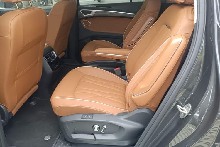 Used Volkswagen Talagon 2026 Model 450TSI Four-Wheel Drive Supreme 6-Seater Left Rear Seat