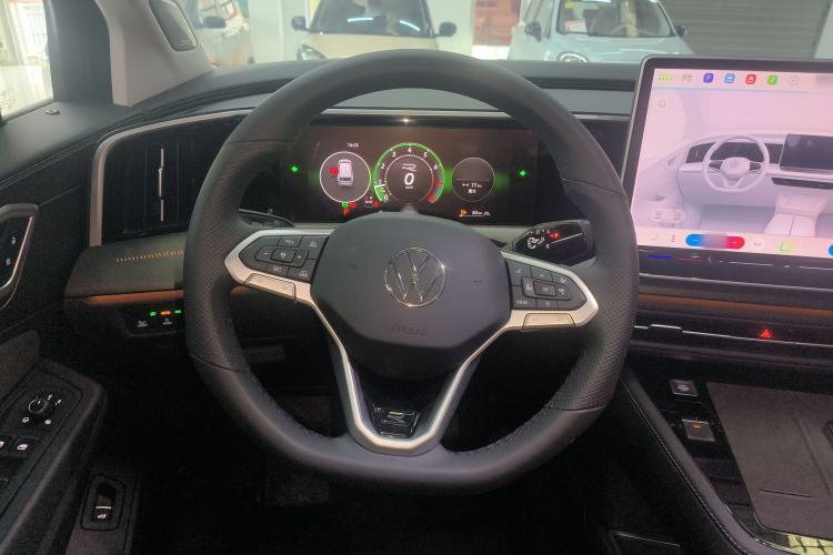 Used Volkswagen Talagon 2026 Model 450TSI Four-Wheel Drive Flagship 7-Seater Steering Wheel
