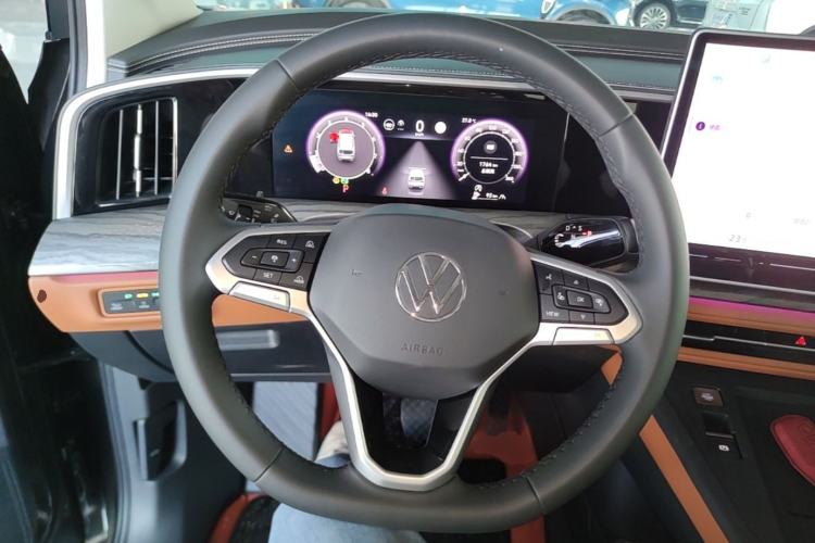Used Volkswagen Talagon 2026 Model 450TSI Four-Wheel Drive Supreme 6-Seater Steering Wheel