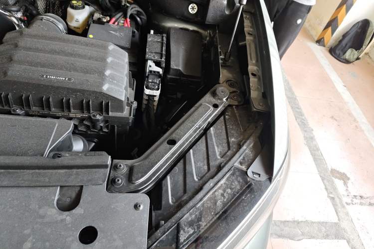 Used Volkswagen Talagon 2026 Model 450TSI Four-Wheel Drive Supreme 6-Seater Engine Bay Left