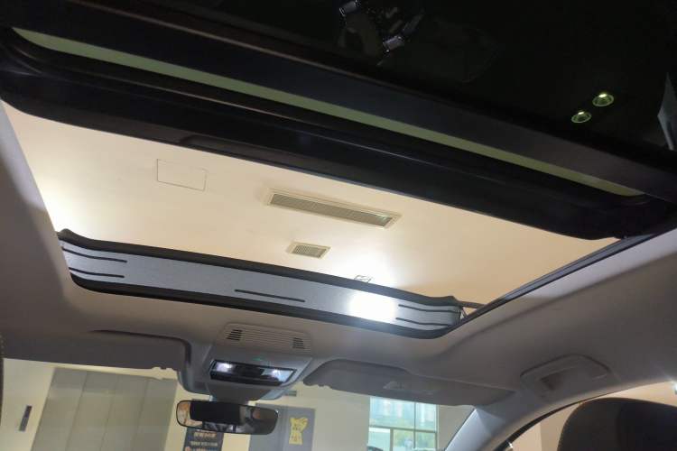 Used Volkswagen Talagon 2026 Model 450TSI Four-Wheel Drive Supreme 6-Seater Headliner