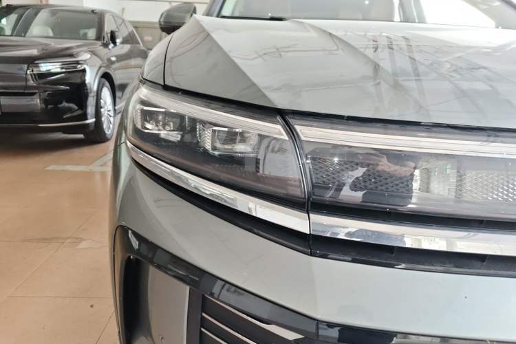Used Volkswagen Talagon 2026 Model 450TSI Four-Wheel Drive Supreme 6-Seater Right Front Headlight