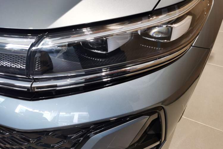 Used Volkswagen Talagon 2026 Model 450TSI Four-Wheel Drive Flagship 6-Seater Left Front Headlight