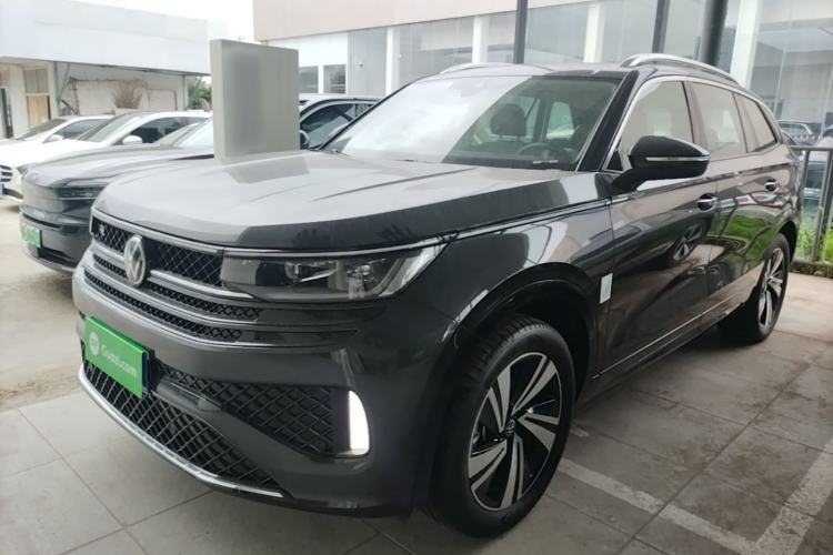 Used Volkswagen Tavendor 2023 380TSI Four-Wheel Drive R-Line Cruise Edition Guazi used car, China used car export, Used car for sale, Used cars, Cheapest cars for sale