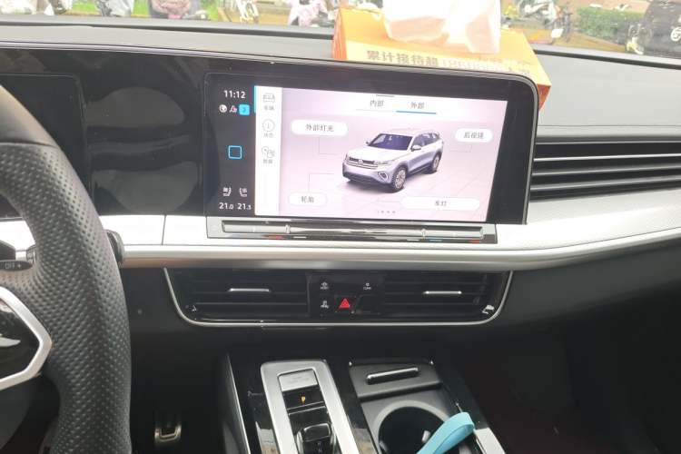 Used Volkswagen Tavendor 2023 380TSI Four-Wheel Drive R-Line Cruise Edition Audio And AC Panel