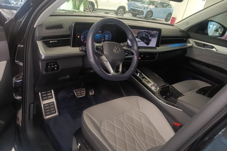 Used Volkswagen Tavendor 2023 380TSI Four-Wheel Drive R-Line Cruise Edition Center Console