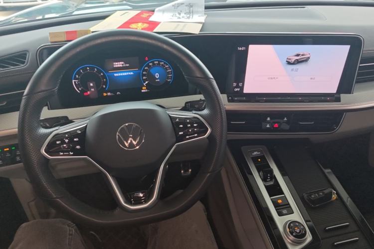 Used Volkswagen Tavendor 2023 380TSI Four-Wheel Drive R-Line Cruise Edition Center Console