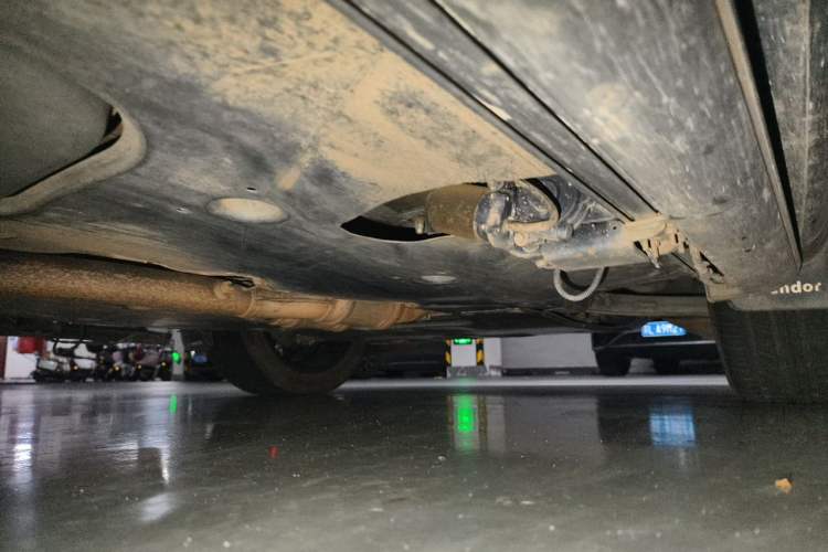 Used Volkswagen Tavendor 2023 380TSI Four-Wheel Drive R-Line Cruise Edition Chassis Front Right