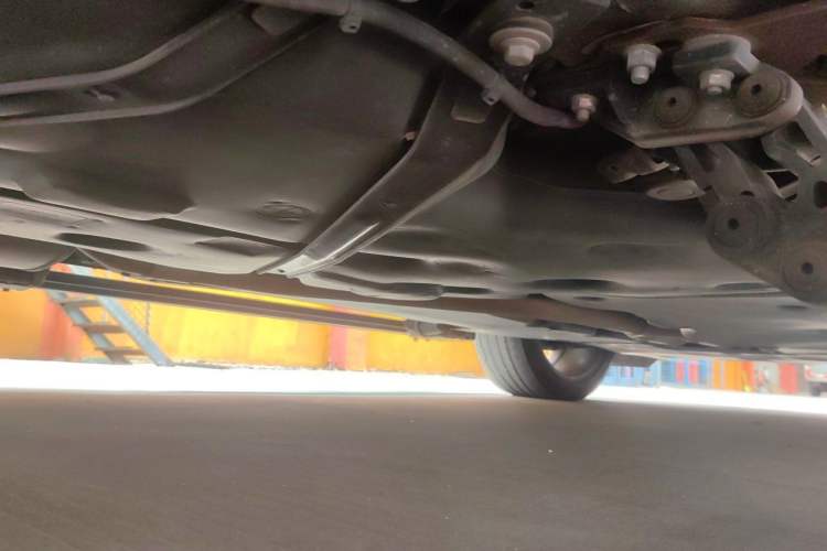 Used Volkswagen Tavendor 2023 380TSI Four-Wheel Drive R-Line First Edition Chassis Rear Right