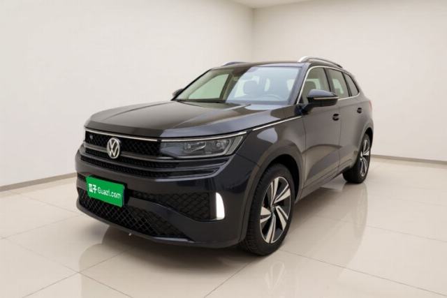 Volkswagen Tavendor 2023 380TSI Four-Wheel Drive R-Line Cruise Edition مستعملة