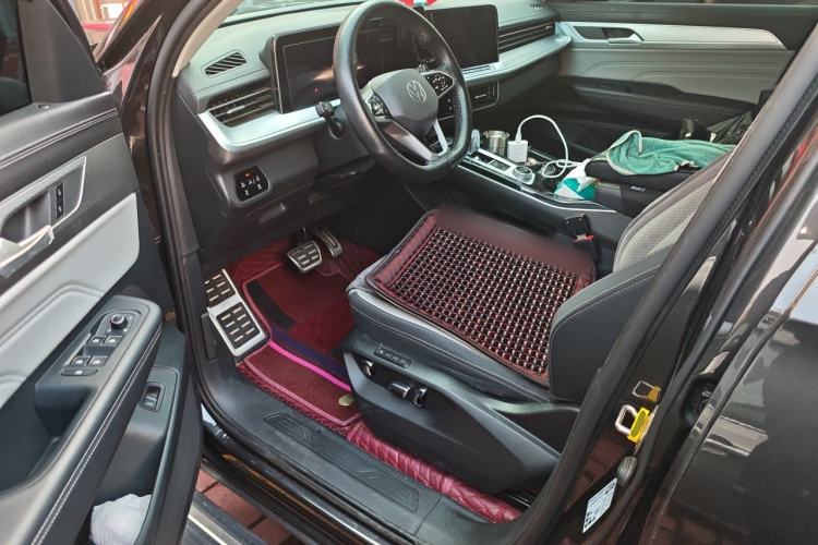 Used Volkswagen Tavendor 2023 380TSI Four-Wheel Drive R-Line Cruise Edition Driver Seat