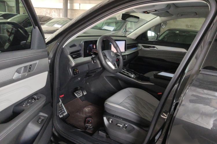 Used Volkswagen Tavendor 2023 380TSI Four-Wheel Drive R-Line Cruise Edition Driver Seat