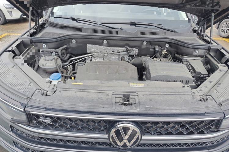 Used Volkswagen Tavendor 2023 380TSI Four-Wheel Drive R-Line Cruise Edition Engine Bay