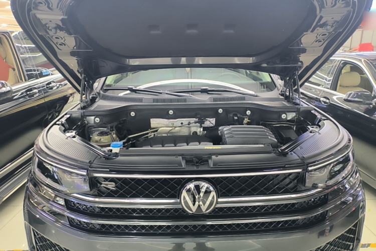 Used Volkswagen Tavendor 2023 380TSI Four-Wheel Drive R-Line Cruise Edition Engine Bay