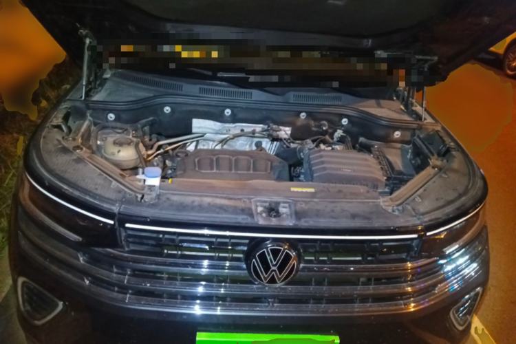 Used Volkswagen Tavendor 2023 330TSI Luxury Touring Edition Engine Bay