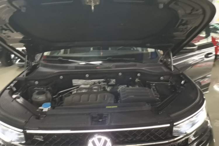 Used Volkswagen Tavendor 2023 380TSI Four-Wheel Drive R-Line Cruise Edition Engine Bay