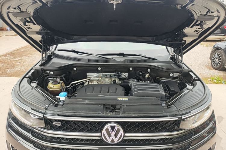 Used Volkswagen Tavendor 2023 380TSI Four-Wheel Drive R-Line Cruise Edition Engine Bay