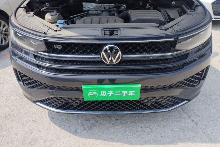 Used Volkswagen Tavendor 2023 380TSI Four-Wheel Drive R-Line Cruise Edition Engine Bay