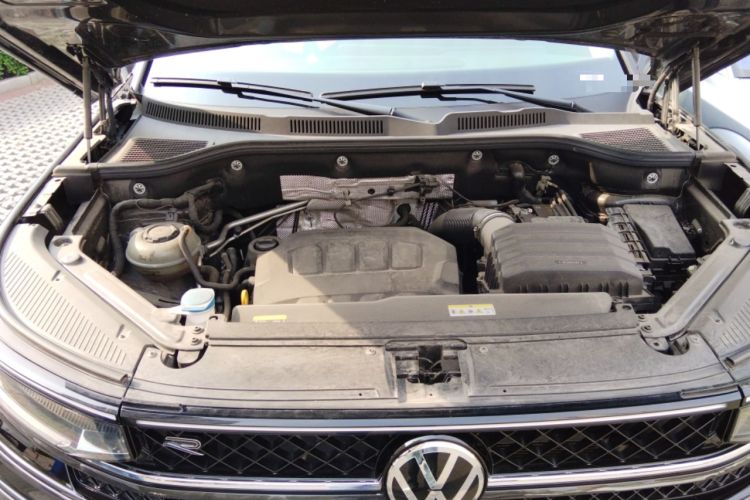 Used Volkswagen Tavendor 2023 380TSI Four-Wheel Drive R-Line Cruise Edition Engine Bay