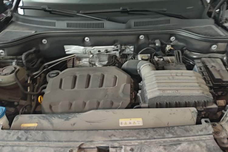Used Volkswagen Tavendor 2023 380TSI Four-Wheel Drive R-Line Cruise Edition Engine Bay