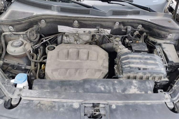 Used Volkswagen Tavendor 2023 330TSI Luxury Touring Edition Engine Bay