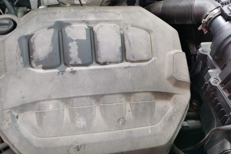 Used Volkswagen Tavendor 2023 330TSI Luxury Touring Edition Engine Bay
