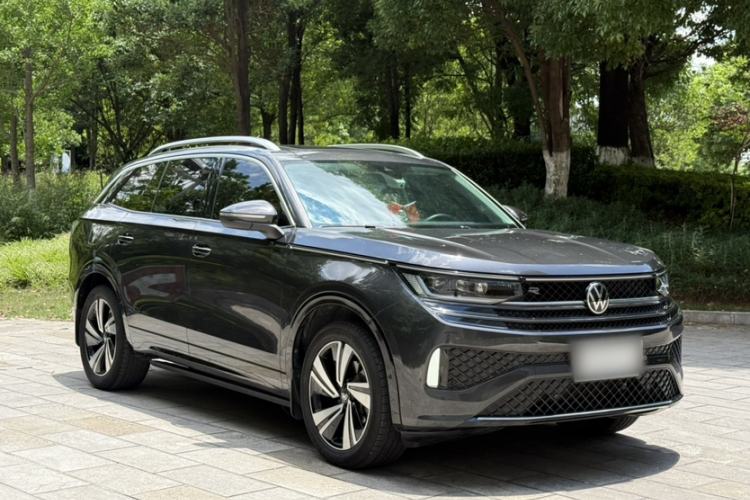 Used Volkswagen Tavendor 2023 380TSI Four-Wheel Drive R-Line Cruise Edition Exterior 2