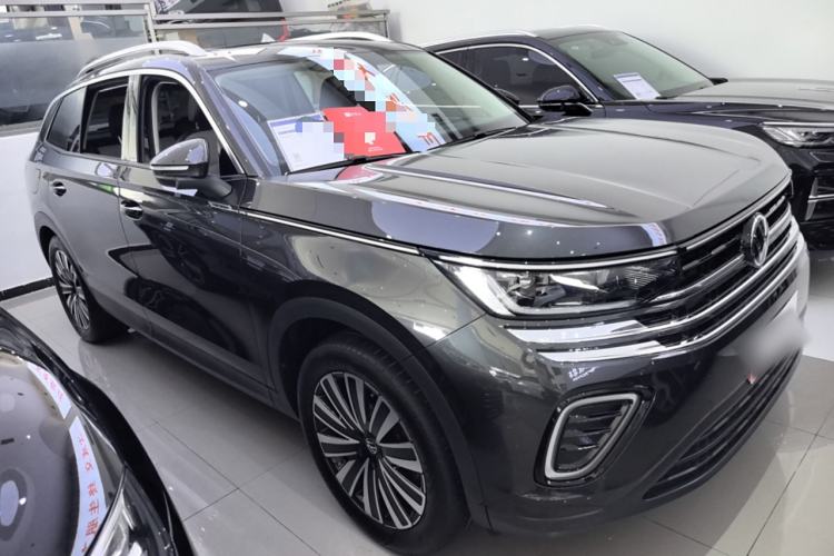 Used Volkswagen Tavendor 2023 330TSI Luxury Touring Edition Exterior 2